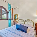 Viola Villa